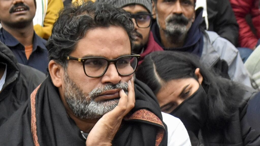 बिहार यात्रा, उपचुनाव की हार, अब अनशन में विवाद और पुलिस एक्शन... PK के रियल ग्राउंड टेस्ट की पूरी टाइमलाइन