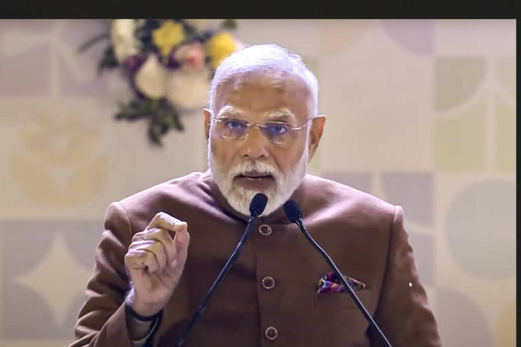 पीएम मोदी ने चुनाव से पहले दिल्ली को दी 12,200 करोड़ रुपये की सौगात| PM Modi in Delhi Before Elcetion